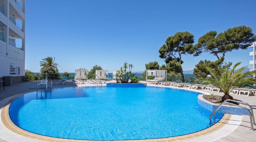 Pool - outdoor