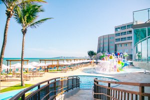 Piscina e praia