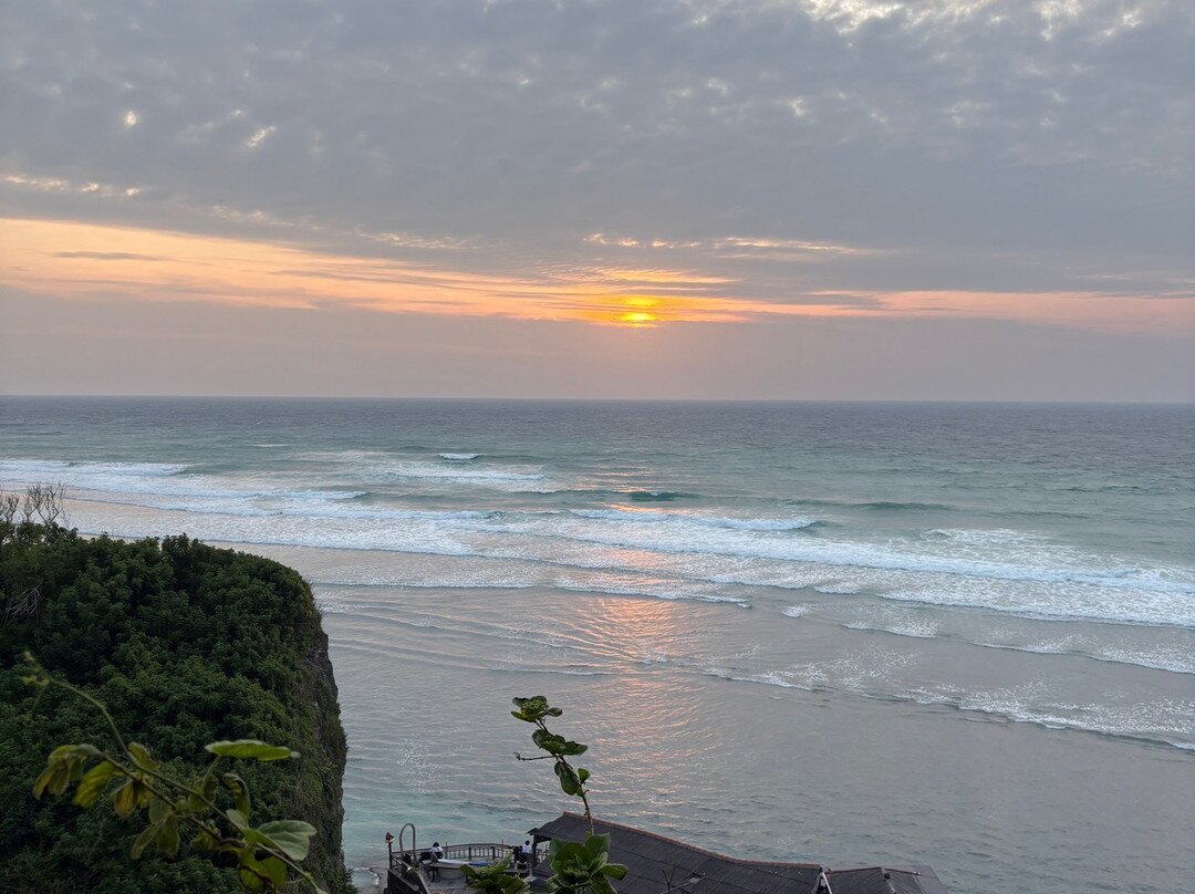 Suluban Beach Sunset