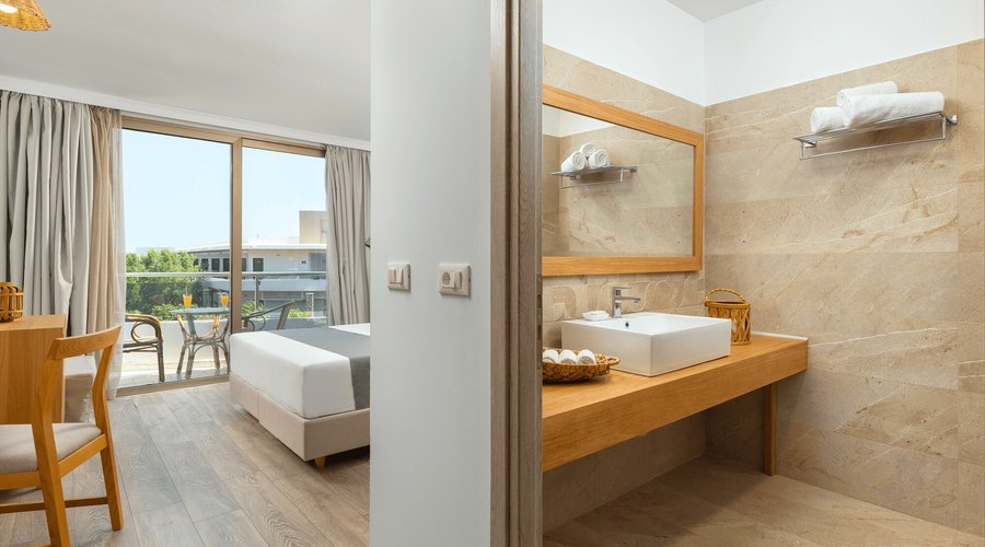 Room Bathroom