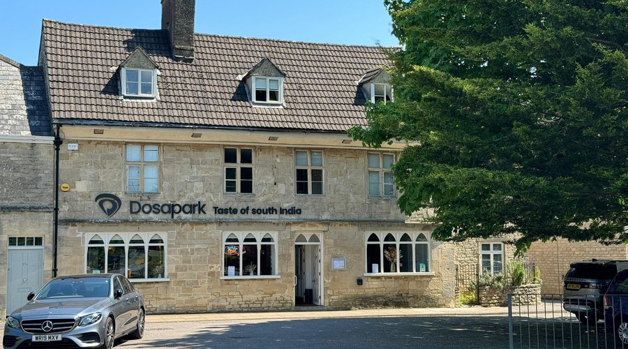 Dosapark Cirencester offers a delightful journey into the heart of South Indian cuisine, right in the centre of Cirencester. Known for its warm hospitality and vibrant atmosphere, we specialise in serving authentic dishes like crispy dosas, flavourful biryanis, aromatic curries, and comforting idlis. Our menu is a celebration of traditional flavours, using the finest ingredients to bring you the best of Southern India. Whether you're here for a quick lunch, a family gathering, or any occasion.