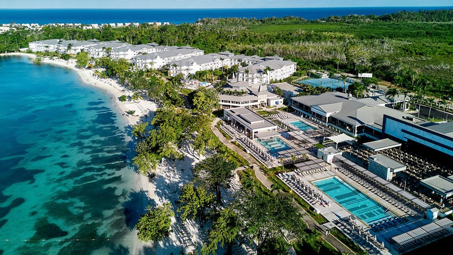 Resort & beach aerial view
