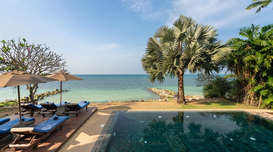 Oceanfront Pool Residence