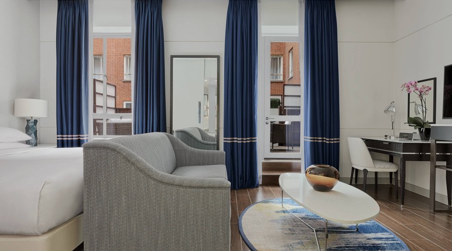 Balcony Suite