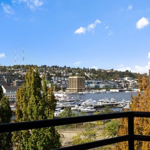 Guestroom Balcony