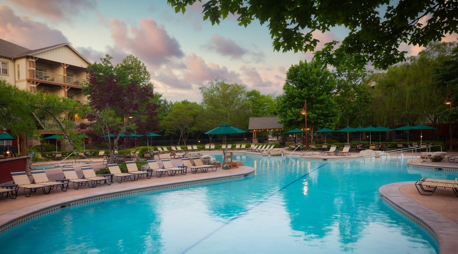 Cascades Swimming Pool
