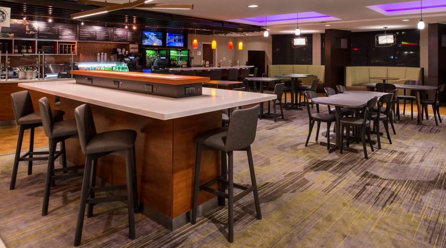 Bistro - Communal Table