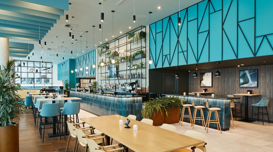 Main Bar