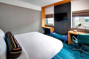 Room & Suite