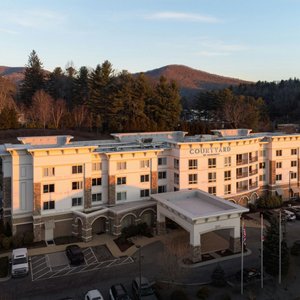 Exterior Dawn