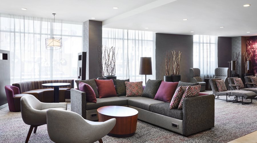 Lobby - Sitting Area