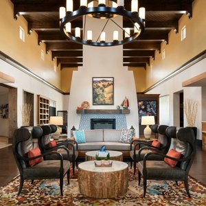 Front Desk & Lobby