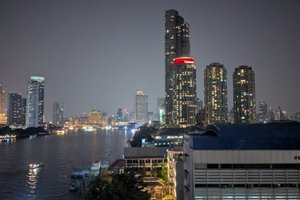 Khách du lịch