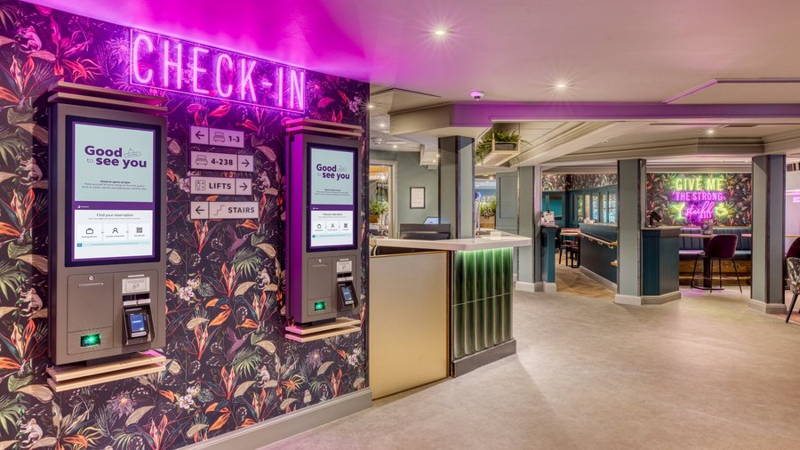 Premier Inn Glasgow Airport hotel reception