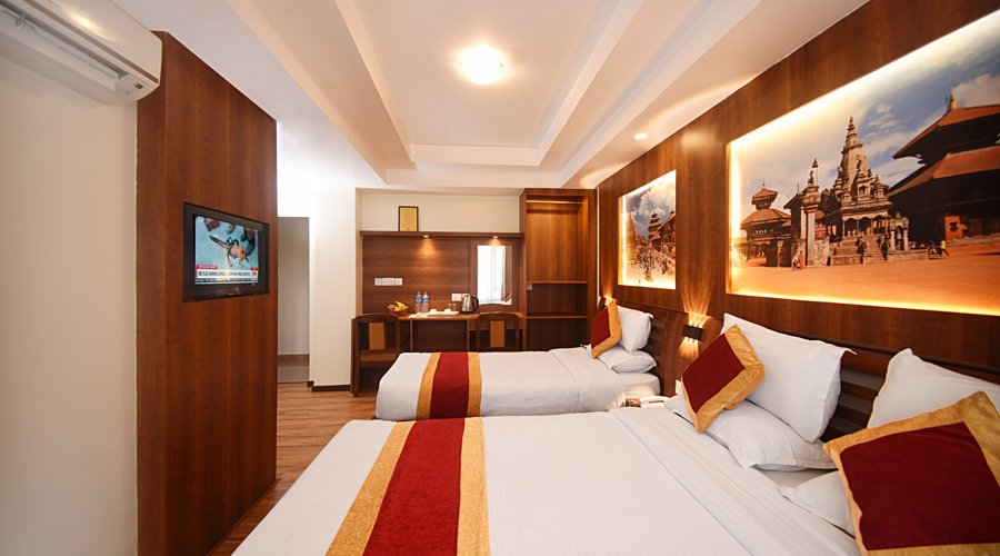 "We have recently renovated our rooms, featuring beautiful wood floors and a stylish design. Allow us the pleasure of serving you and making your stay truly memorable."