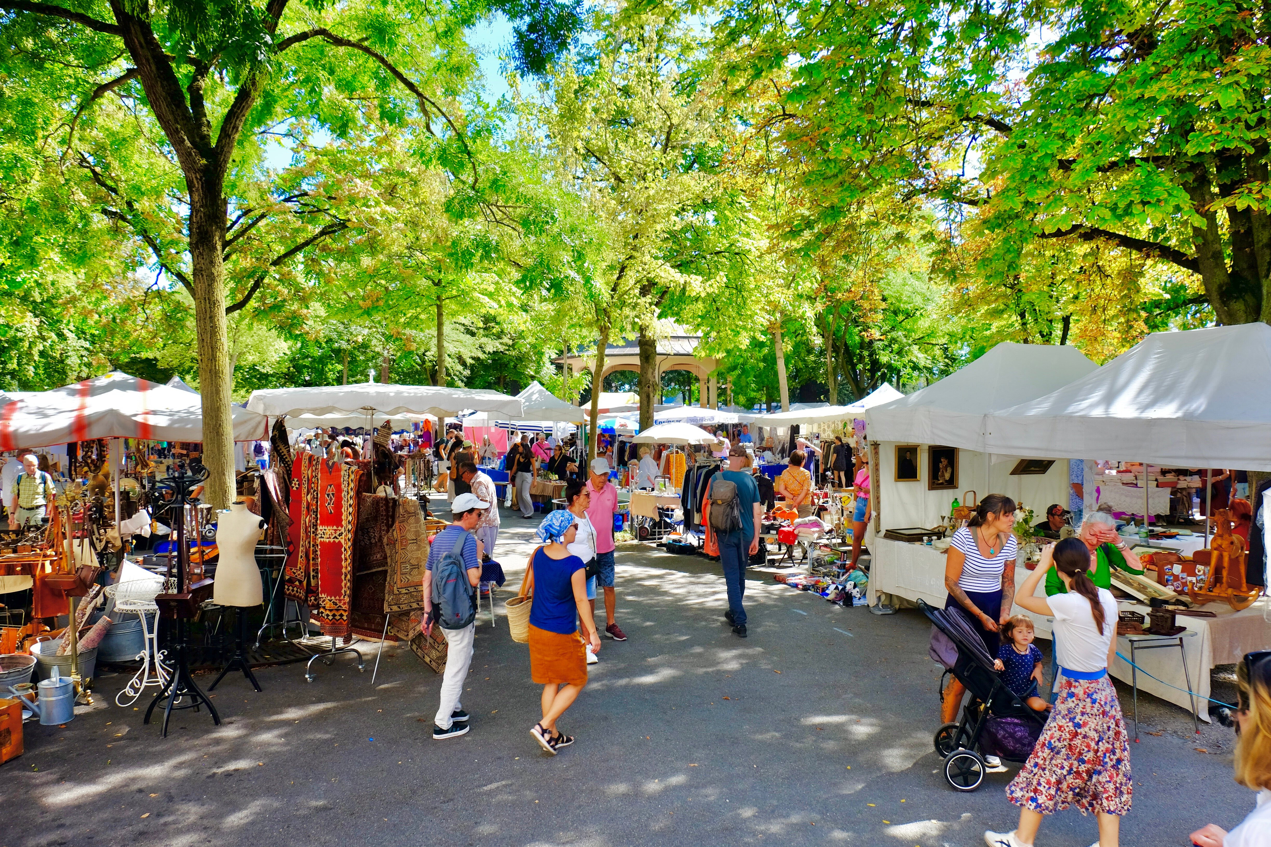 2025年 Flohmarkt am Bürkliplatz - 出発前に知っておくべきこと