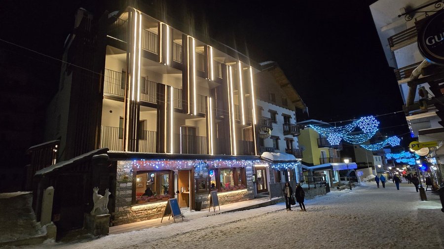 Il nuovo Hotel Perruquet 3 S si riconosce già dal esterno.