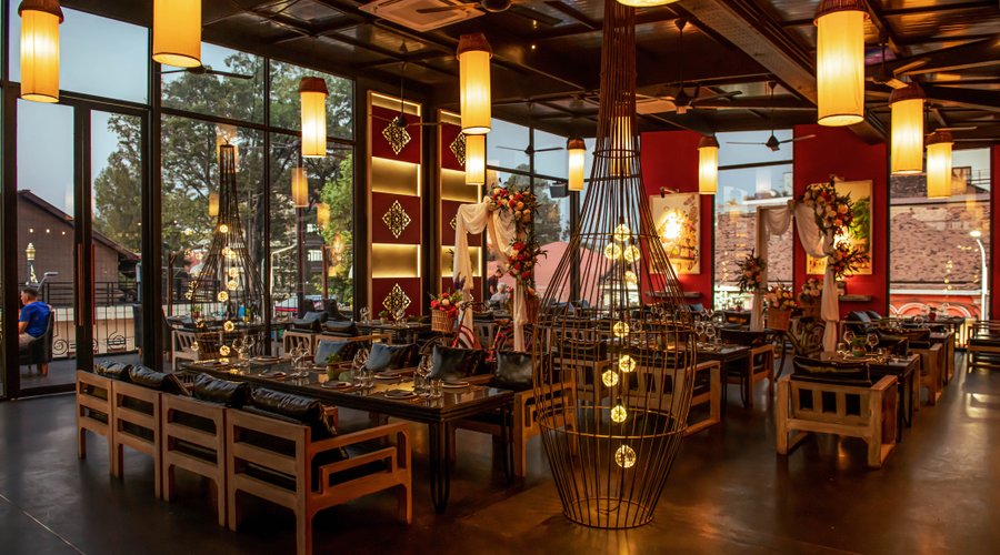 Main Dining Area 
