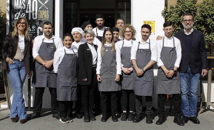 El equipo de Bodegas Mezquita Ribera