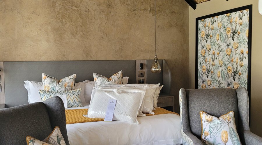 There are a variety of different room types available, some of which have recently been renovated. These include our Deluxe rooms, Deluxe Suites, and some of our Executive rooms. 