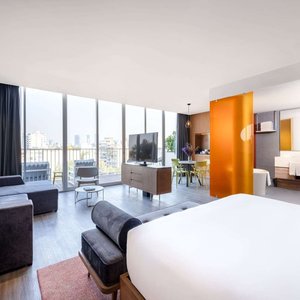 Guest room