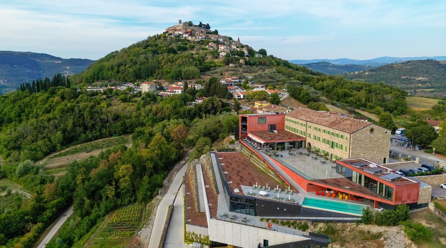 ROXANICH Winery and Design Hotel, Motovun