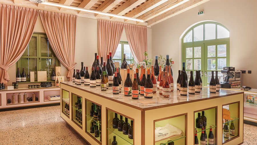 ROXANICH Winery and Design Hotel, Motovun