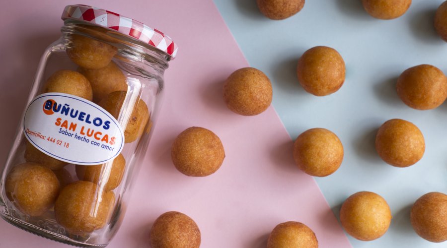 Buñuelos - chesse balls 
