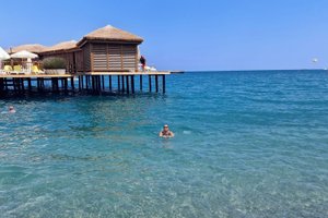 Pool und Strand