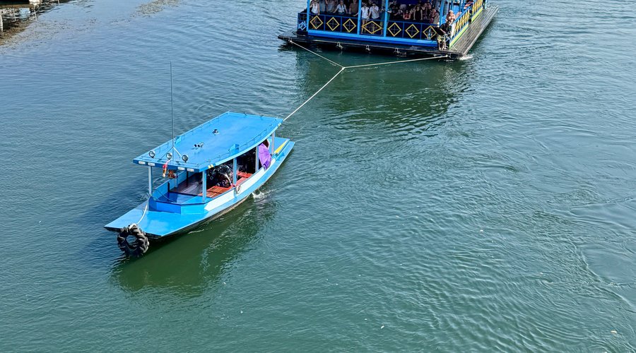Tourist Barge
