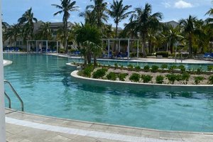 Piscina e praia