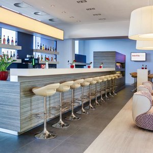 IntercityHotel Enschede, Netherlands, bar7lunge