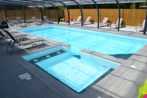 Pool und Strand