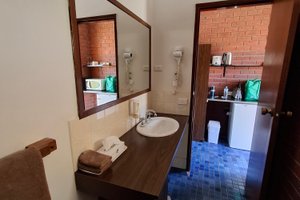 Room & Suite