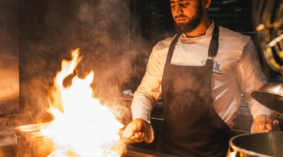 Chef says:   🔥 When the fire rises up, I know the dish will be special. Every movement is not just a technique, but an instinct honed over the years. Here at the stove, there is no room for haste or chance. Only heat, the aroma of spices and pure concentration.