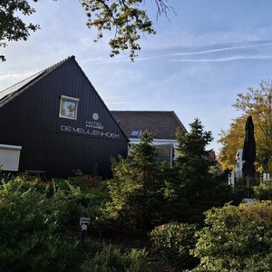 Zijkant hotel