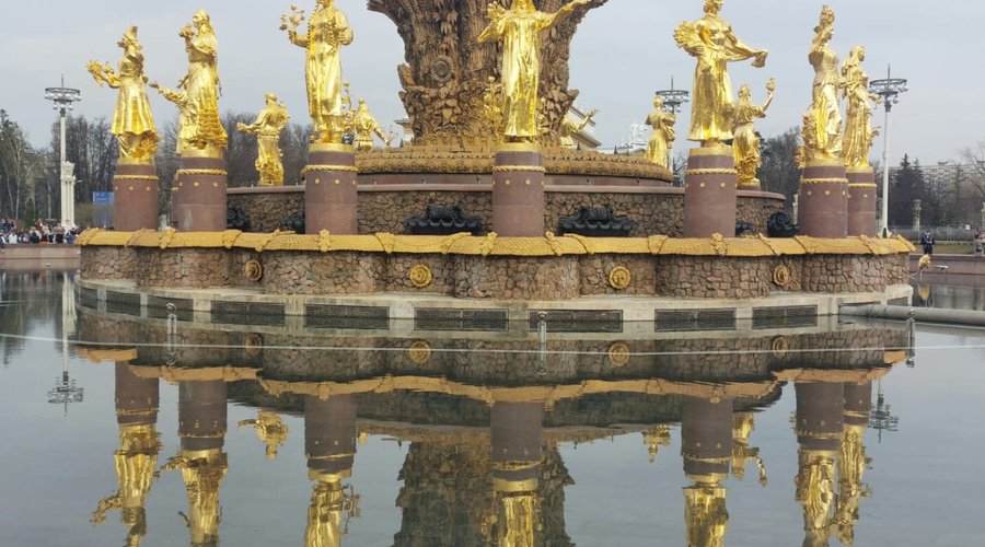 Фонтан «Дружба народов» (разные ракурсы)