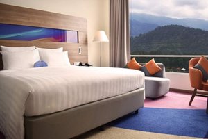 Room & Suite