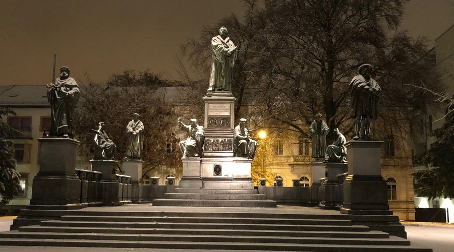 Lutherdenkmal, das weltweit größte Reformationsdenkmal 