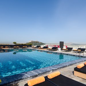 Rooftop pool