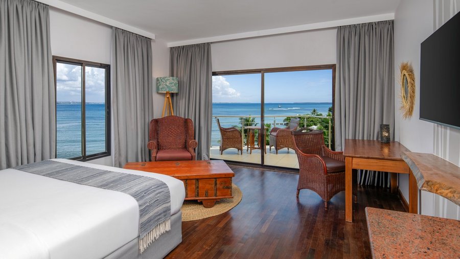 Tower Wing Luxury Junior Suite with Seaview