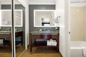 Room & Suite
