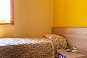 Room & Suite