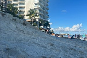 Piscina e praia