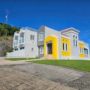 Villa El Monte