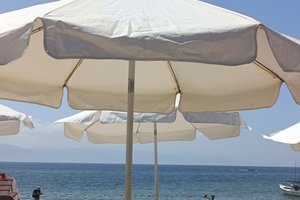 Pool & Beach