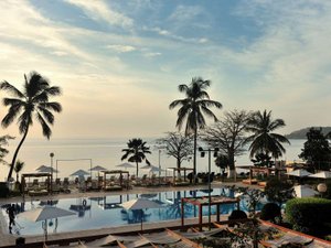 Pool & Beach