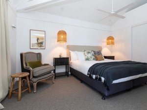 Room & Suite