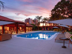 Piscina e praia