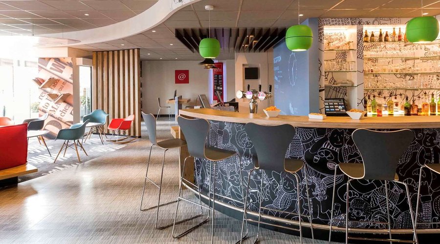 Bar Lounge